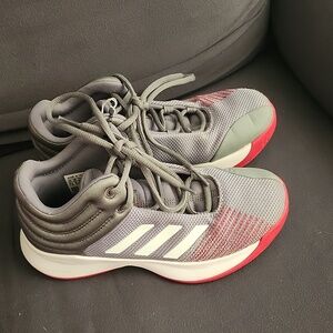 Basketball Shoe
